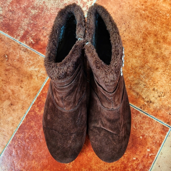 Suede Brown Ankle Boots - Picture 5 of 6
